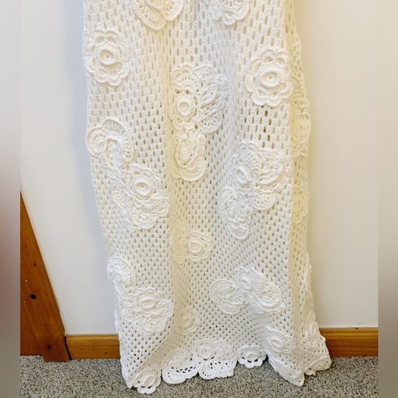 LOVESHACKFANCY Rohesia Appliquéd Crochet Dress - Picture 14 of 14